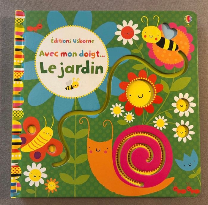 Livre bébé avec mon doigt « Le Jardin » neuf - photo numéro 3