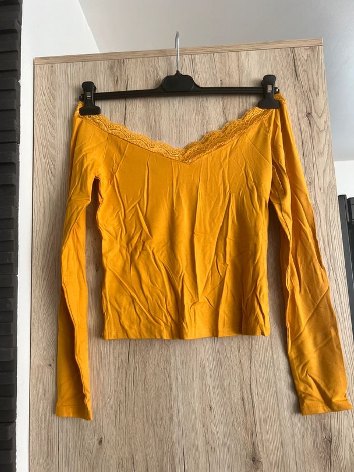 T shirt épaules dénudées