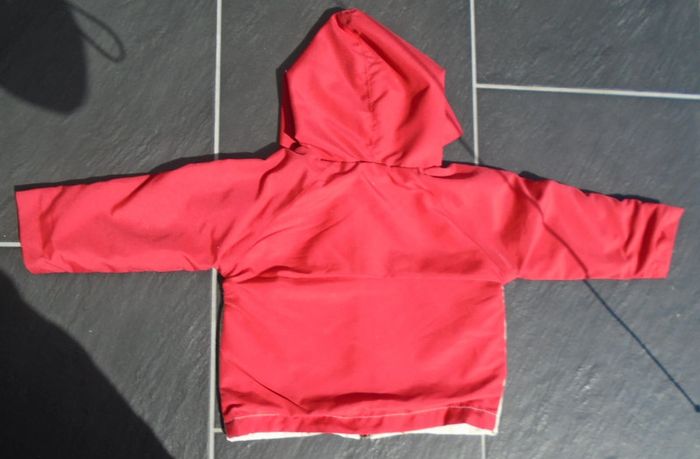 Très joli imperméable Snoopy garçon 12 mois (74 cm) - photo numéro 3