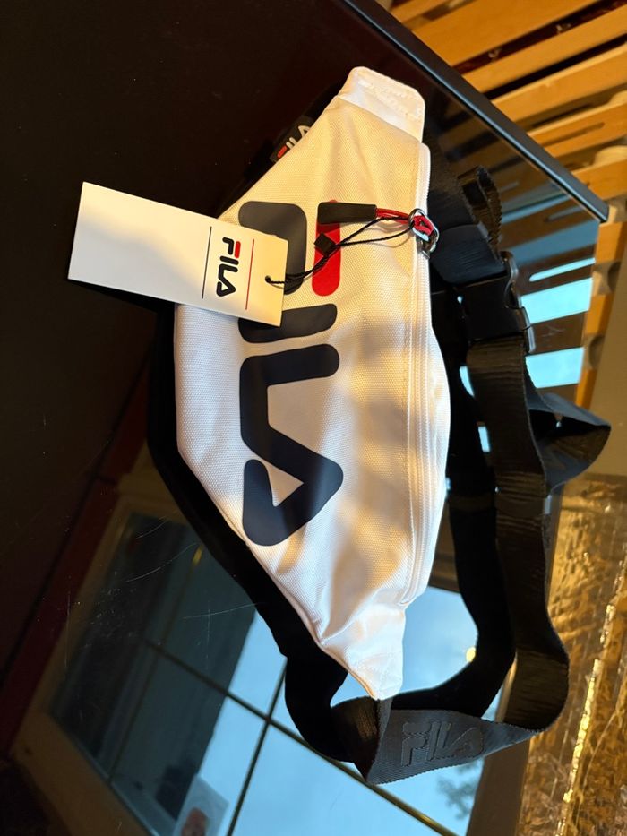 Sacoche fila - photo numéro 2