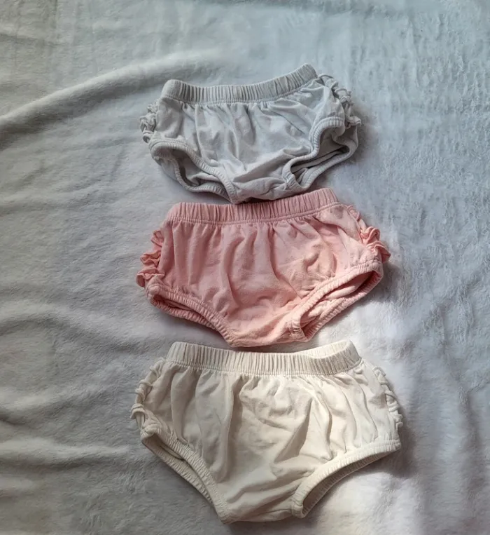 3 culottes sous robe