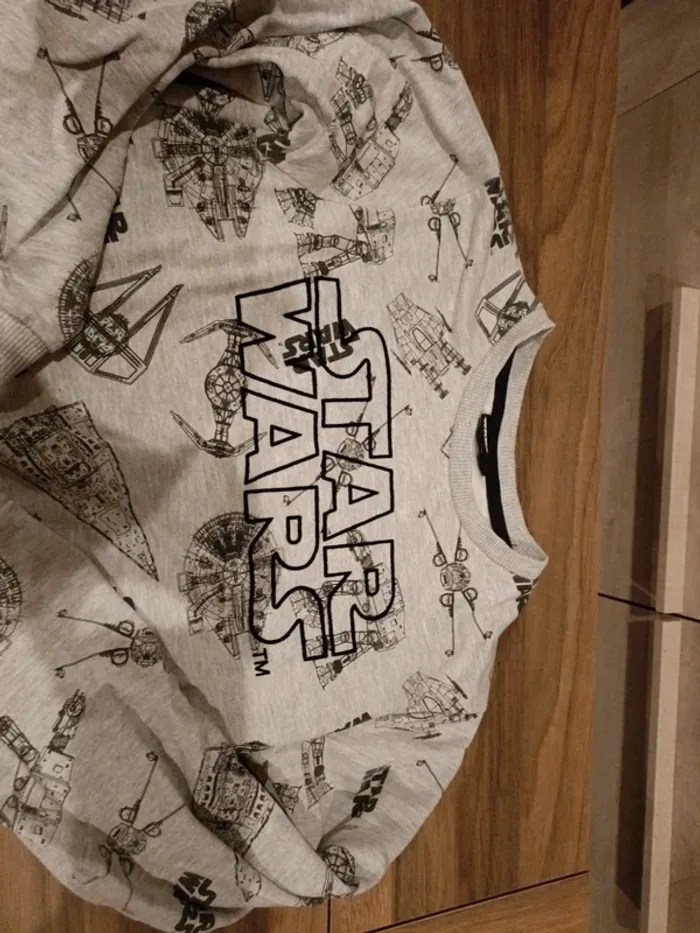 Sweat starwars 12 ans - photo numéro 2