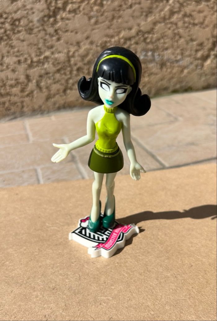Figurine Monster High Scarah Screams #30