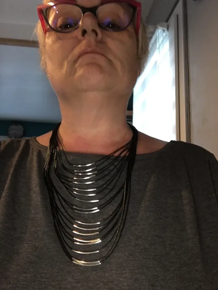 Collier fil et argenté - photo numéro 2
