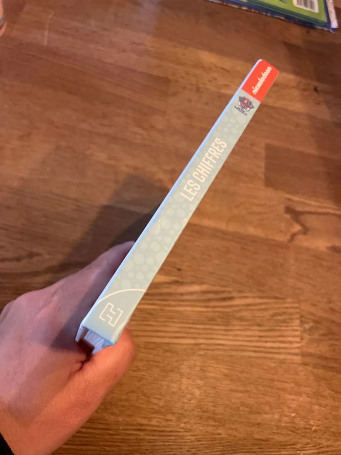 Livre cartonné Pat Patrouille L’imagier des tout petits Les chiffres Paw Patrol - photo numéro 2