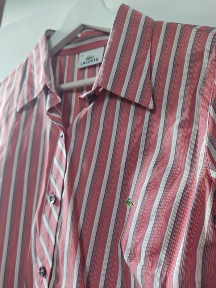 Chemise Lacoste 38 rayée rose bordeaux blanc violet TBE - photo numéro 4