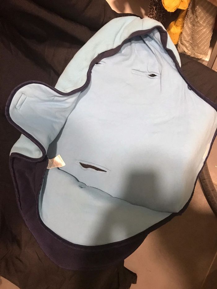 Combi pilote voiture - photo numéro 2