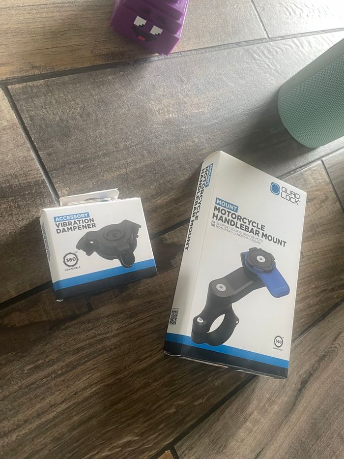 Support Quad Lock + anti vibration moto neuf - photo numéro 2