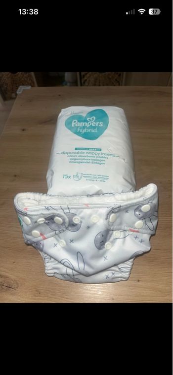 Couches Pampers Hubrid  
