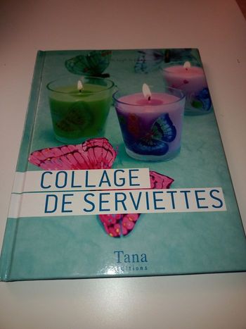 Collage de serviettes et autres