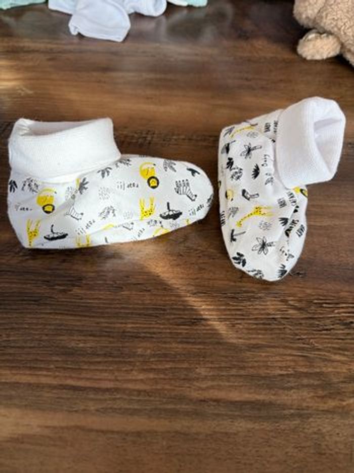 Chaussons bébé 0-3 mois - photo numéro 2