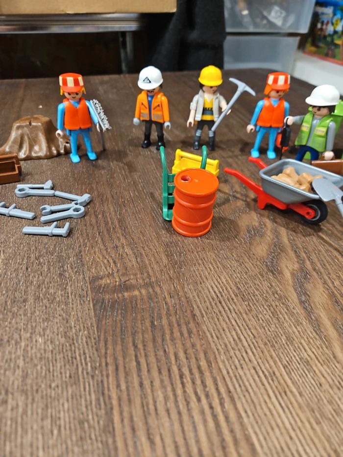 Travaux playmobil - photo numéro 3