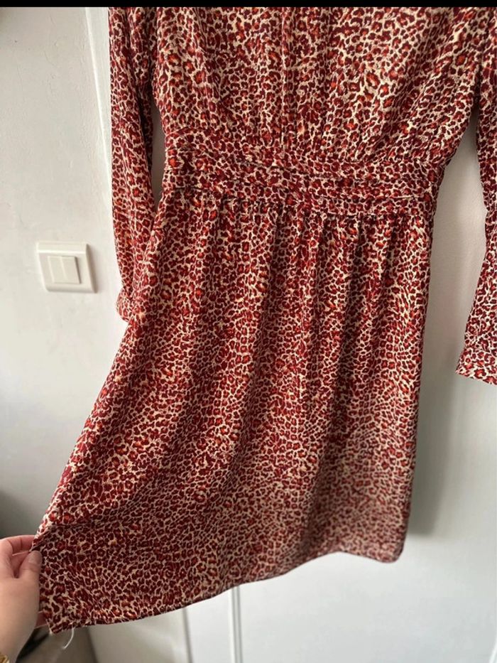 Robe courte manches longues léopard bordeaux beige taille 36 H&M - photo numéro 4