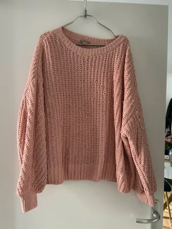 Gros pull rose a grosse maille
