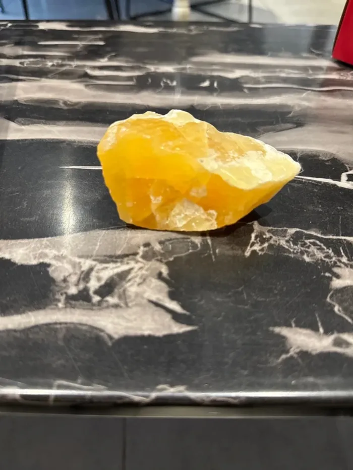 Pierre calcite orange