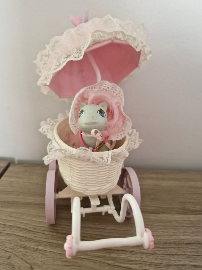 Vintage 1985 mon  petit poney génération 1 bébé avec landau - photo numéro 2
