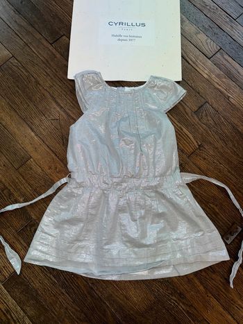 Robe Cyrillus argenté  6 ans