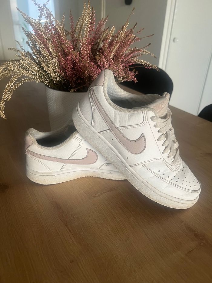 Baskets Nike 36,5 Court vision blanches rose - photo numéro 2