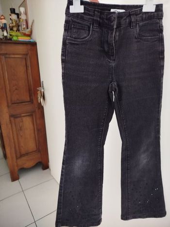 #kytie8ansfille. Jeans slim bootcut taille 8 ans