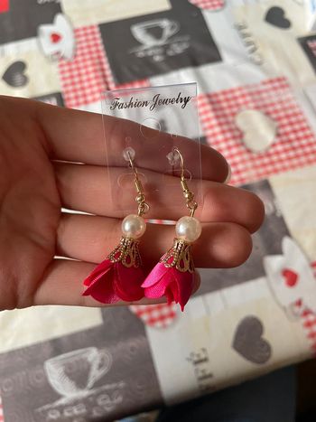 Boucles d’oreilles roses