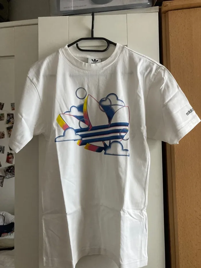 haut blanc adidas