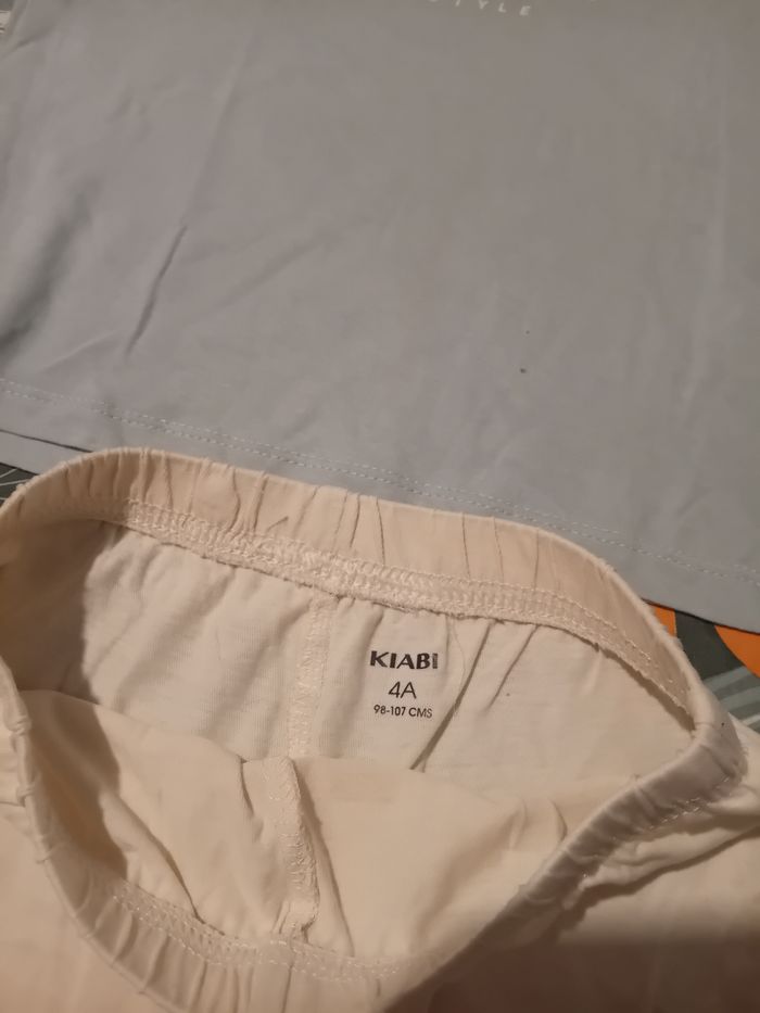 Pyjama 2 pièces KIABI - Taille 4 ans (98-107 cm) - photo numéro 2