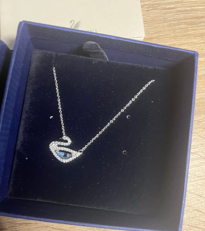 ✨ Collier Swarovski Neuf ✨ - photo numéro 4