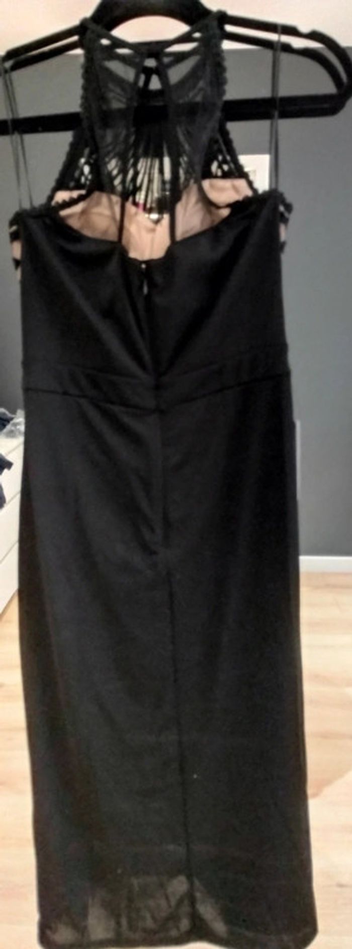 Robe chic 👗 sans manches femme noire et beige dentelle taille 40 Lipsy - photo numéro 2