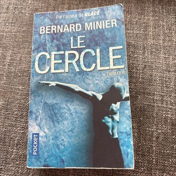 Livre Bernard Minier « Le cercle »