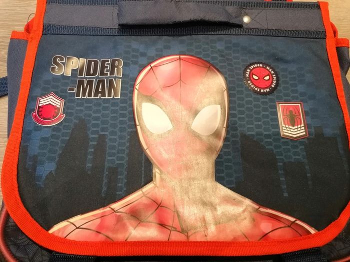 Cartable Spiderman - photo numéro 2