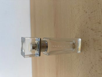 flacon parfum vide la vie est belle
