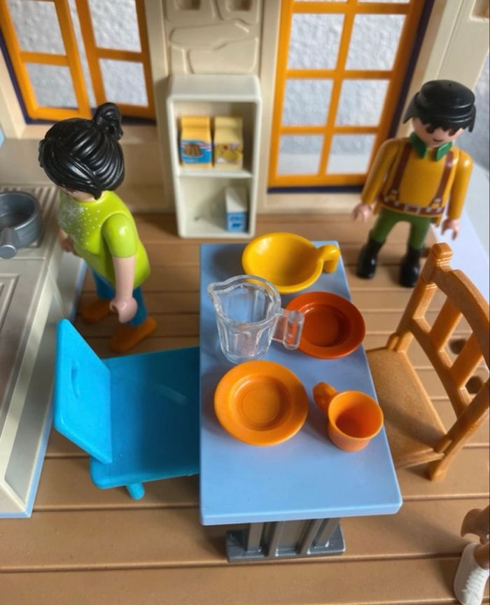 Maison playmobil et accessoires - photo numéro 7