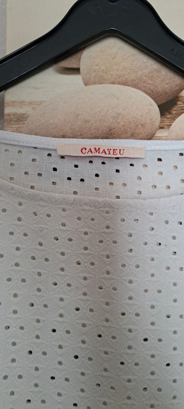 Joli haut dentelle - photo numéro 2