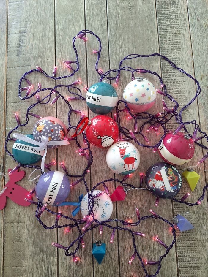 Lot boules Noël + guirlande lumineuse - photo numéro 2