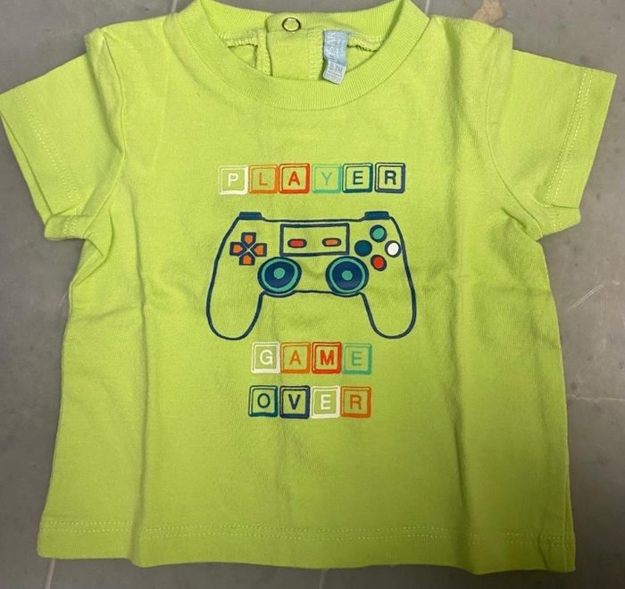 Tee shirt