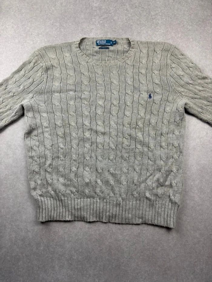 Pull d’hiver torsadé en maille Ralph Lauren col rond gris logo bleu marine taille XL - photo numéro 2