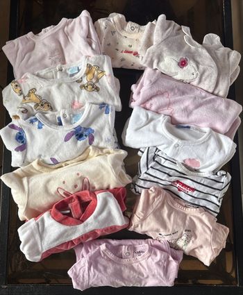 Vend lot de vêtement bébé fille