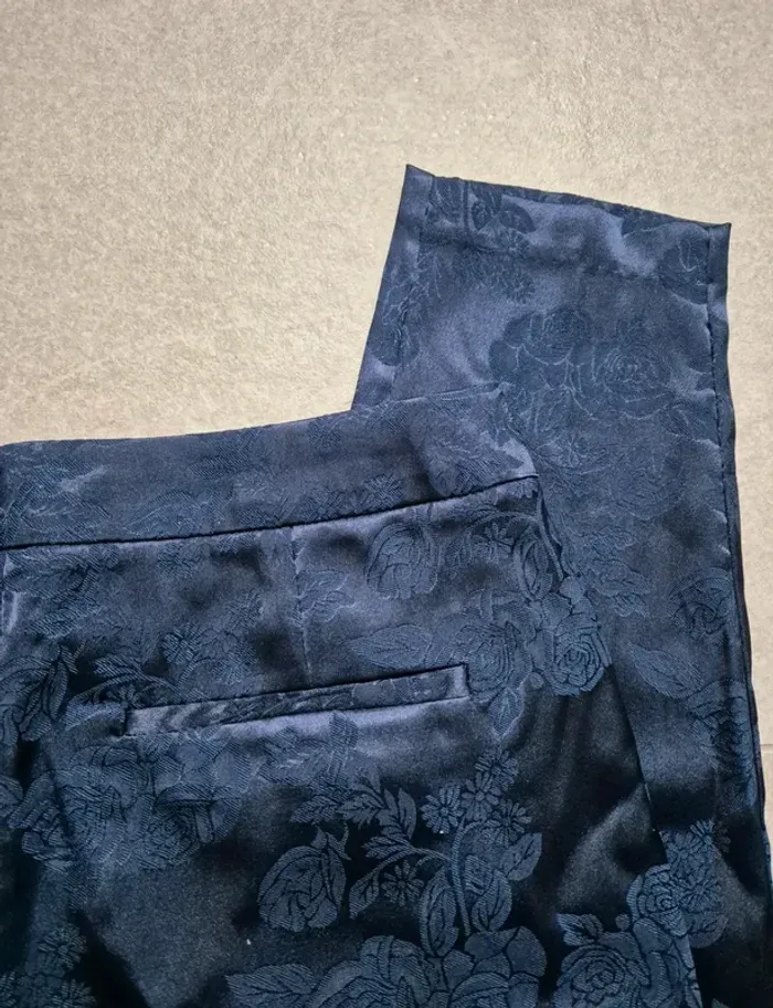 Pantalon tissus satiné brodé Mohito - photo numéro 5