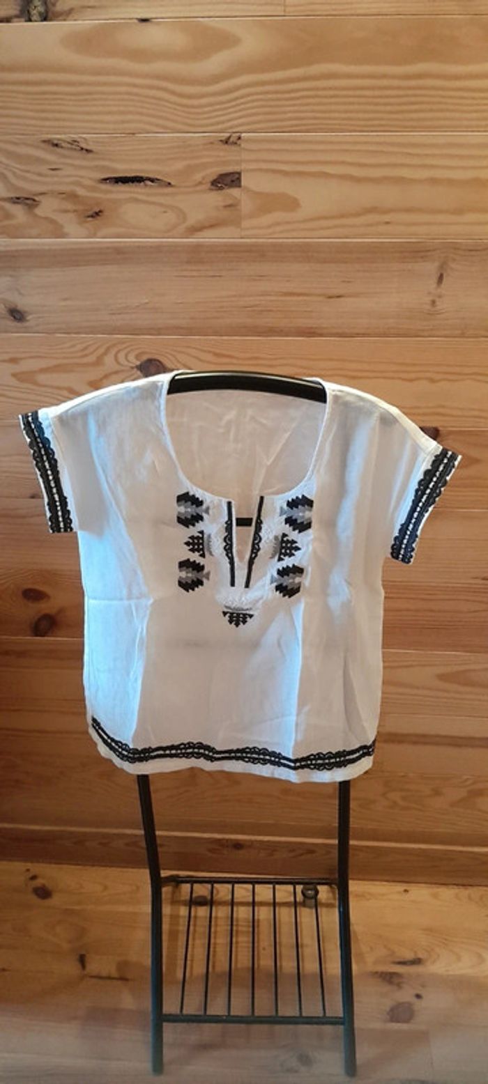 Haut manches courtes