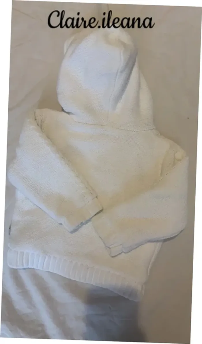 🛑 gilet blanc 🛑 9 mois - photo numéro 4