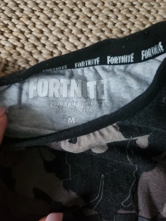 Tee-shirt Fortnite - photo numéro 2