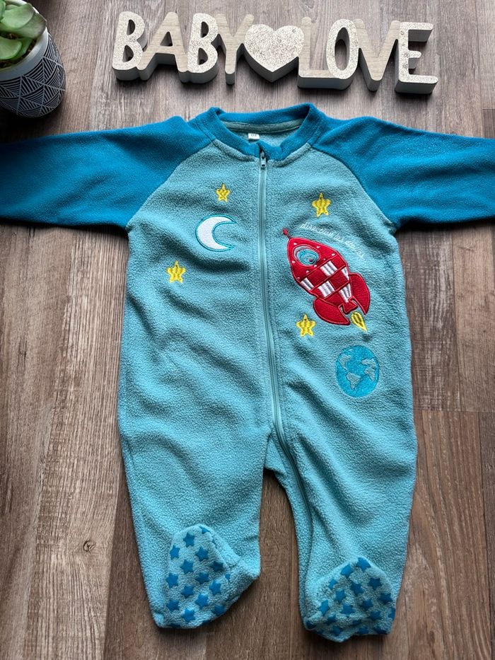 - Pyjama - 6 mois - Très bon état