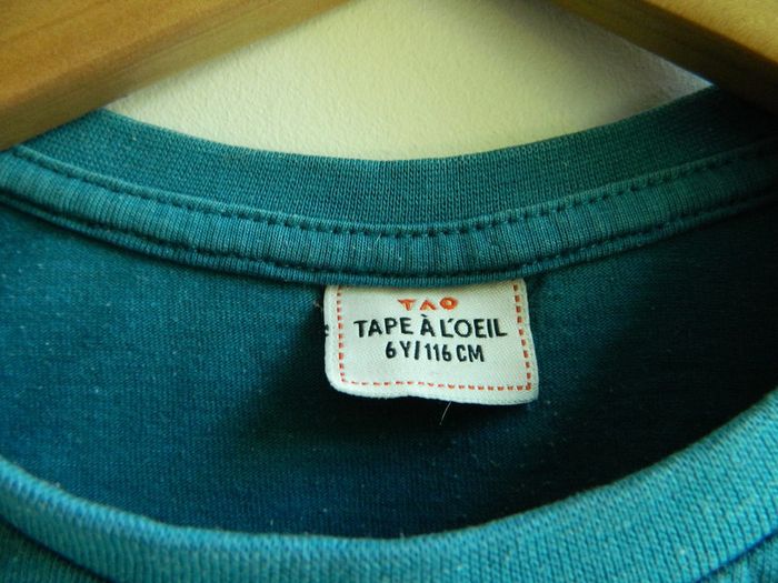 T shirt manches courtes "Tape à l'oeil" T 6 ans - photo numéro 2