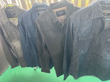 Lot 8 chemise en jeans 