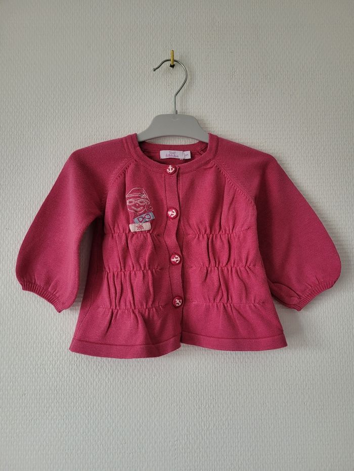 Gilet rose bébérêve 6 mois TBE - photo numéro 2