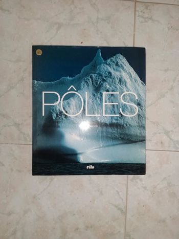Livre sur les pôles