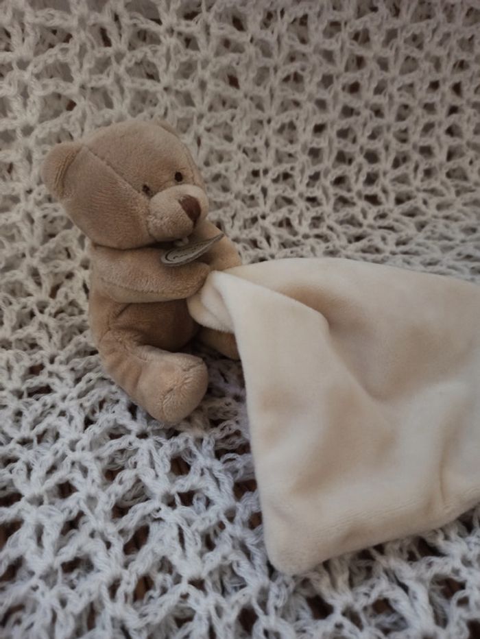 Doudou ours mouchoir - photo numéro 3