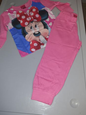 Pyjama minnie rose foncé 8 ans