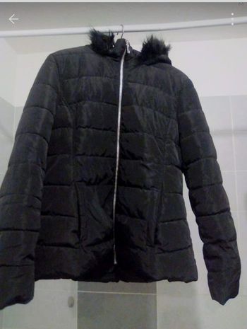 Doudoune femme noire avec  capuche