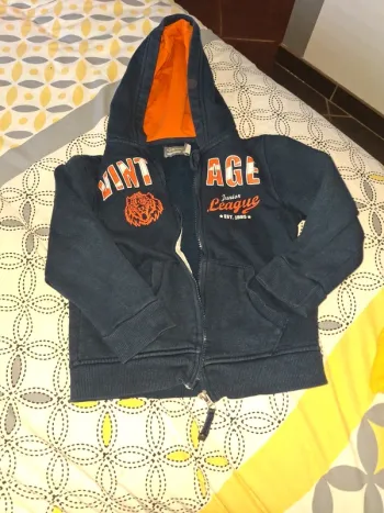 Sweat capuche 6 ans